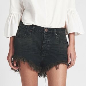 One Teaspoon Le Wolves Cutoffs